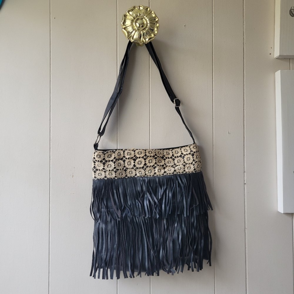 VINTAGE FRINDGE PURSE Faux Leather Crochet Detail